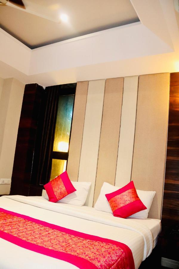 Hotel Magic Tree Karol Bagh Metro Station New Delhi מראה חיצוני תמונה