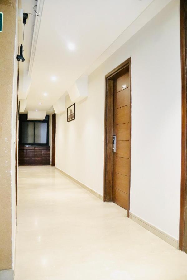 Hotel Magic Tree Karol Bagh Metro Station New Delhi מראה חיצוני תמונה