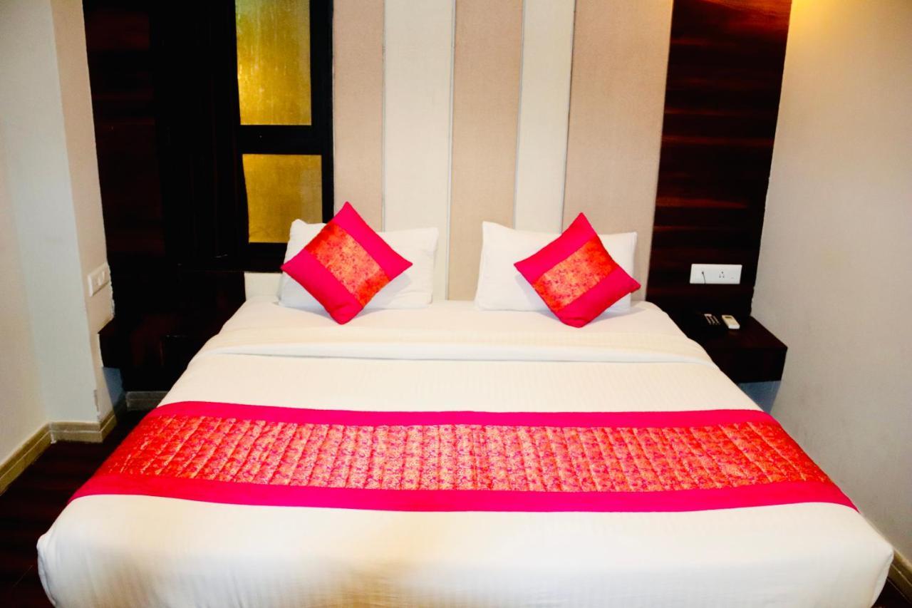 Hotel Magic Tree Karol Bagh Metro Station New Delhi מראה חיצוני תמונה