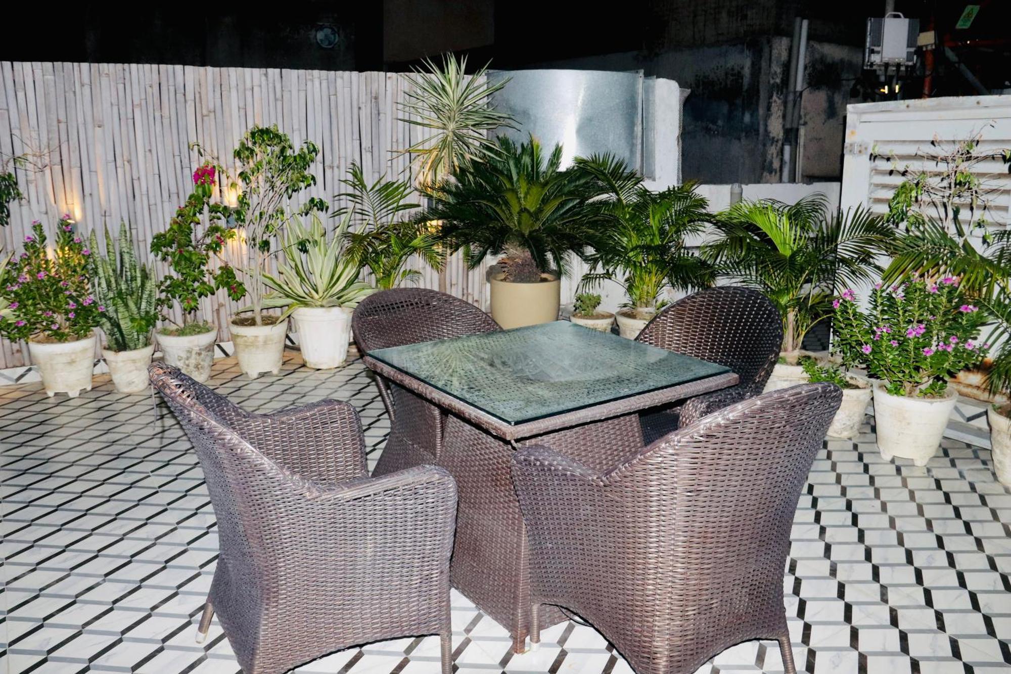 Hotel Magic Tree Karol Bagh Metro Station New Delhi מראה חיצוני תמונה